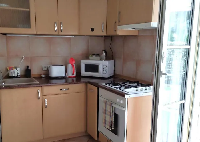 Corso Central Home, Keszthely